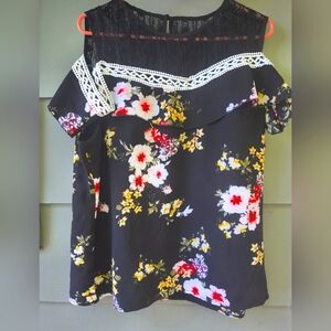 Women's Floral Blouse